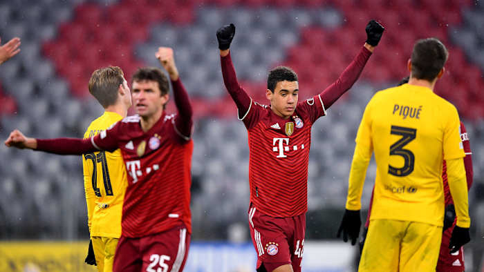 Thomas Muller and Jamal Musiala score vs Barcelona